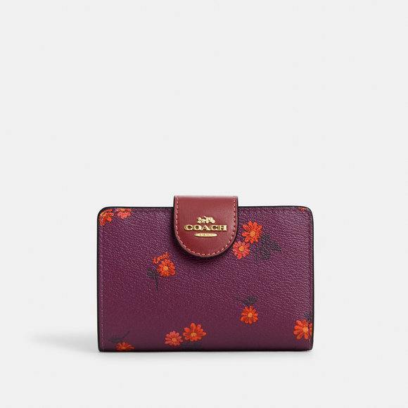 COACH Handbags - NWT Coach Outlet Medium Corner Zip Wallet With Country Floral Print